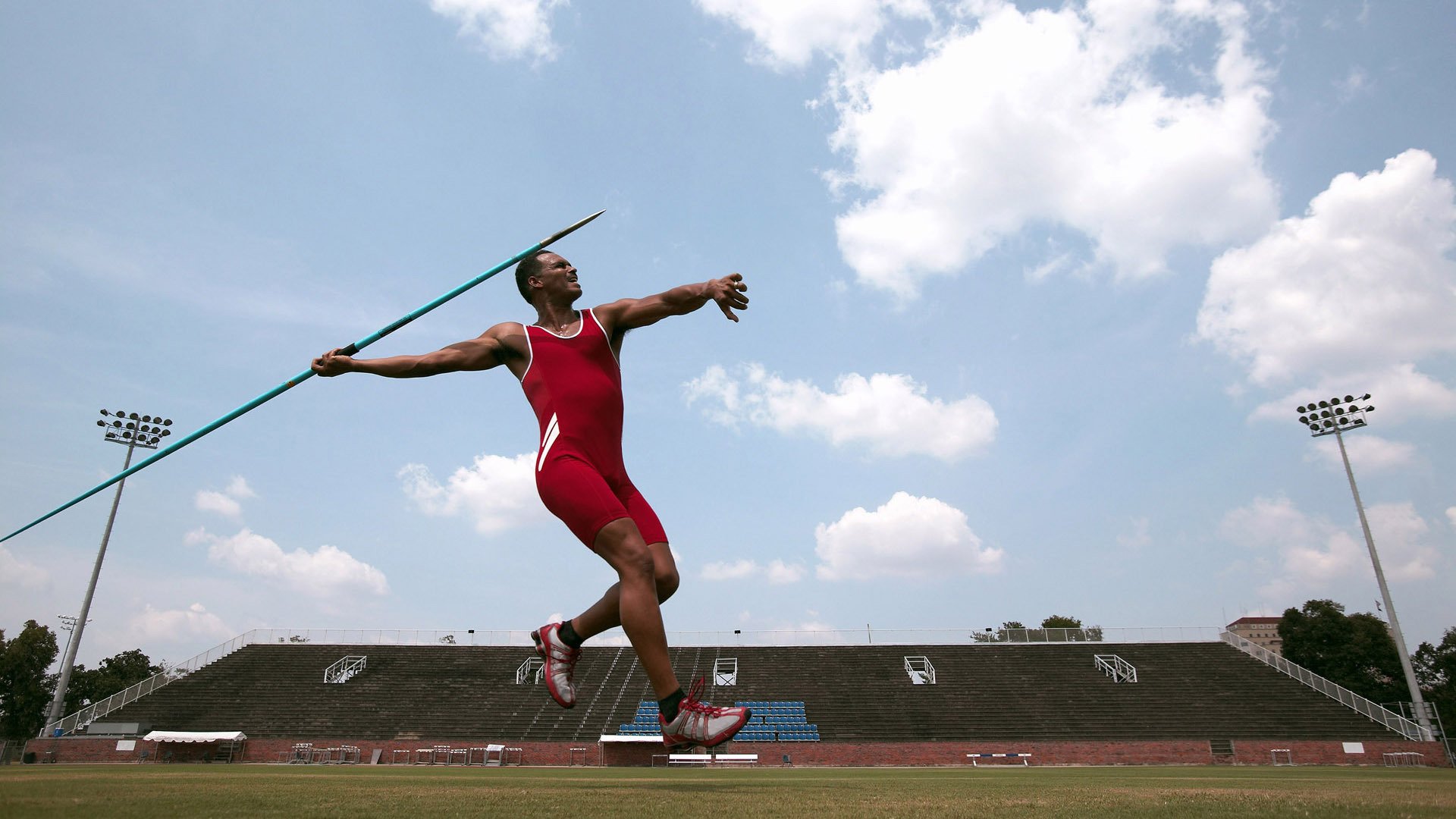 赛道专用轮胎：提升操控与速度的关键，赛道用什么轮胎